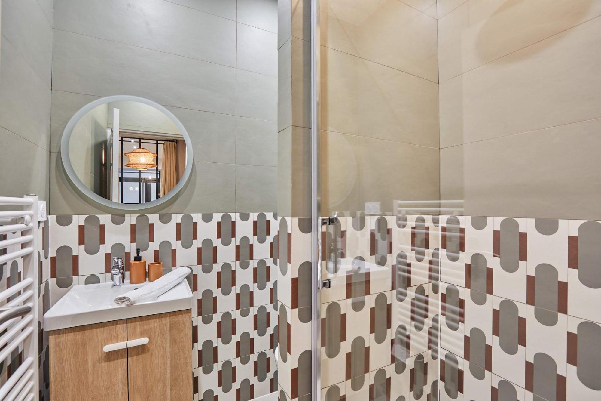 Superb 1 Bedroom Center Of By Prestige Appartamento